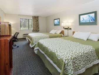 Days Inn By Wyndham Stoughton Wi. Ngoại thất bức ảnh