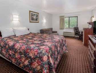 Days Inn By Wyndham Stoughton Wi. Ngoại thất bức ảnh