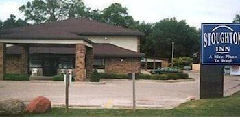 Days Inn By Wyndham Stoughton Wi. Ngoại thất bức ảnh