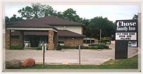 Days Inn By Wyndham Stoughton Wi. Ngoại thất bức ảnh